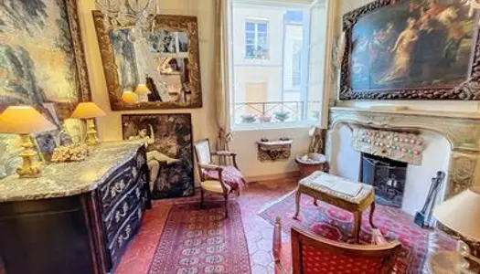 Studio à vendre dans le Marais 