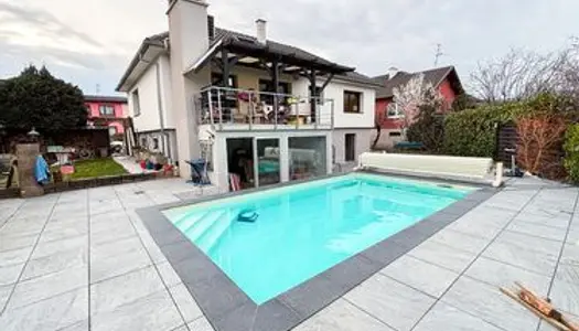 Maison 5 pièces 130 m²