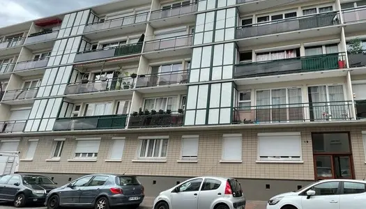 Vente Appartement 49 m² à Livry Gargan 146 000 €