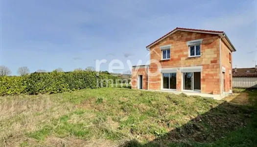 Maison de 126m2 avec 709m2 de terrain