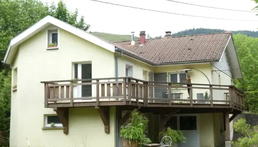 Dpt Vosges (88), à vendre BUSSANG maison de village T5 de 120m² sur sous-sol , terrain 900m² 