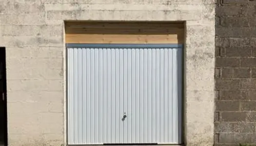 Location garage 20 m² 