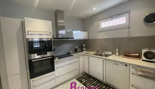 Maison 6 pièces 91 m² 