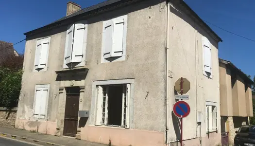 Maison de village proche commodités