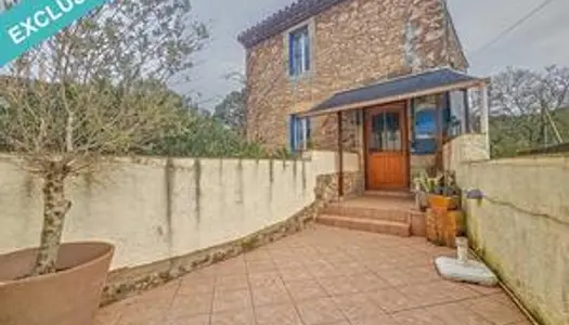 Maison de caractère avec terrasse, jardinet et grande cave