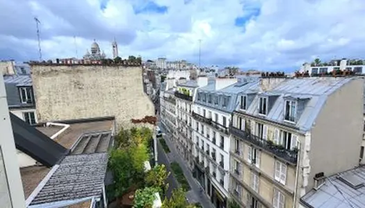 Paris XVIII, rue Labat, 2 pièces de 48m² avec balcon 