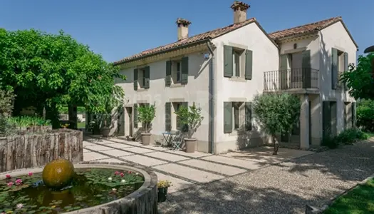 Propriété avec piscine à vendre proche de Beaumes de Venise