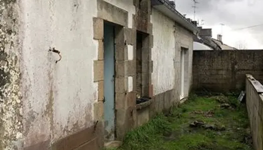 Petite maison à rénover avec jardin