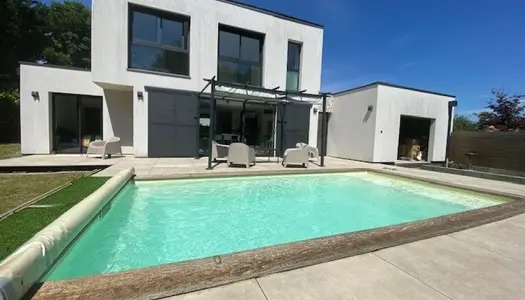 SAINT AIGNAN DE GRANDLIEU- Maison familiale de 2019, 7 pièces 150 m² 