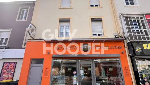 À vendre - Immeuble de 140 m² et son fonds de commerce au Creusot 