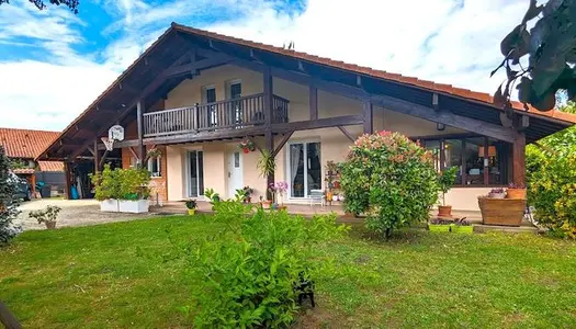 Maison 10 pièces 144 m² 