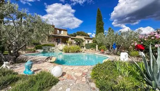 En EXCLUSIVITE en Provence, Propriété de Rêve, 205 m², avec Vue Somptueuse et Piscine Haut de 