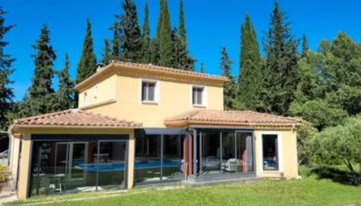 Villa 200m², 5 chambres, Piscine 