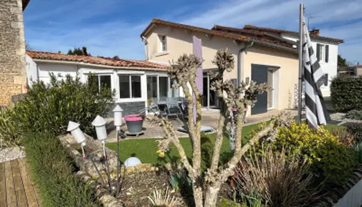 Maison 8 pièces 180 m²