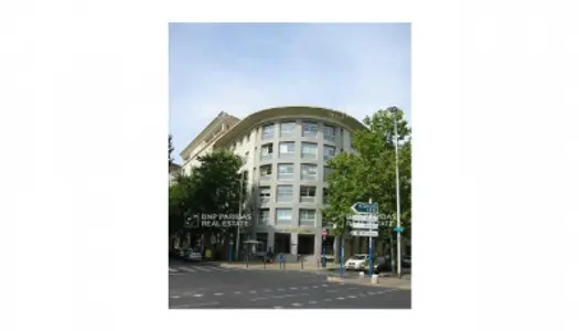 Immobilier professionnel Location Montpellier  212m² 3092€