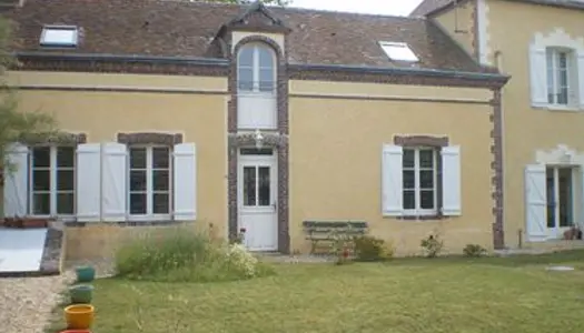 Maison 8 pièces 260 m² 