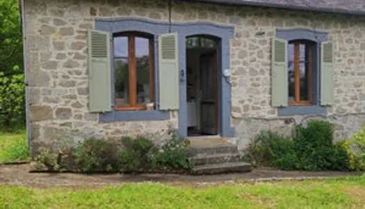 Charmante petite maison avec jardin 