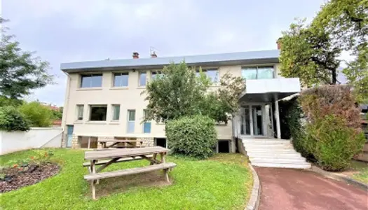 Bureaux 450 m²