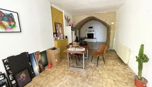 Vente Maison de village 93 m² à Mornas 114 000 €