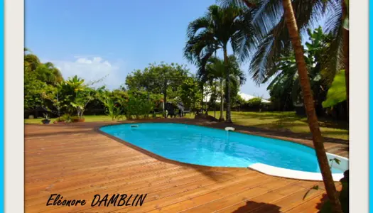 Magnifique Villa de 80 m² avec piscine sur terrain de 811m² à SAINTE-ROSE