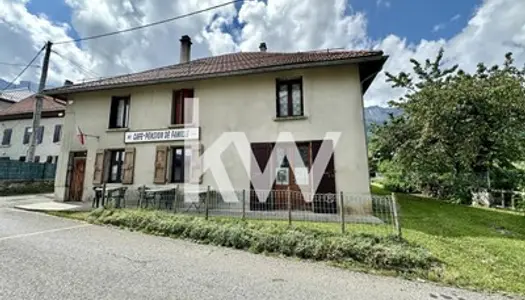 SAINT BERNARD : maison F17 (309 m²) à vendre 