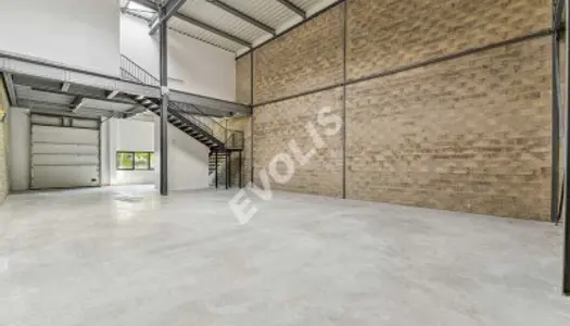 Local commercial 268 m² 