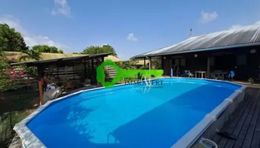 Immo-Vert | Maison T3 + dépendance, piscine