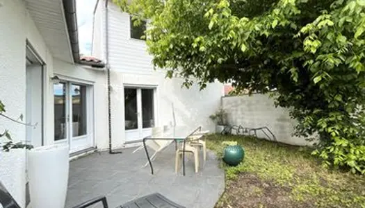 Maison 5 pièces 166 m² 