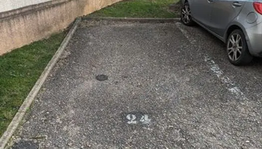 Place de parking privé protéger à louer à Vitry sur Seine 