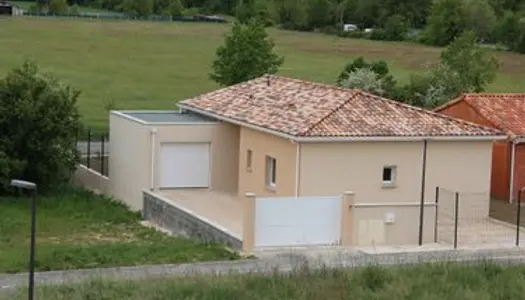 Maison - Villa Location Lavernose-Lacasse 4p 101m² 1250€
