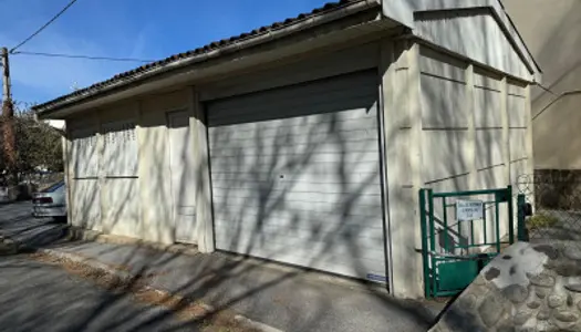 Parking - Garage Vente Bourg-Madame  45m² 50000€