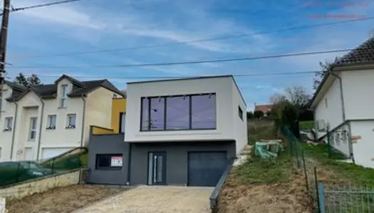 Maison 4 pièces 146 m²