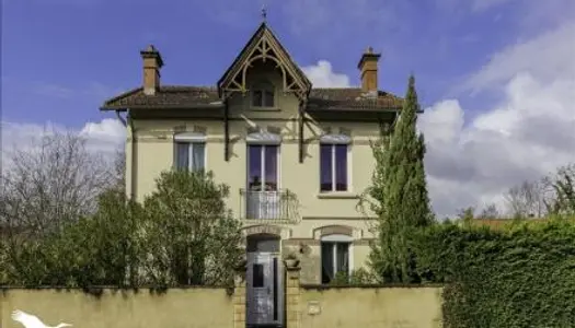 Maison 4 pièces 136 m²