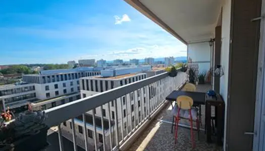 Appartement T4 de 86m2 avec balcon, quartier Hénon Parc Popy 