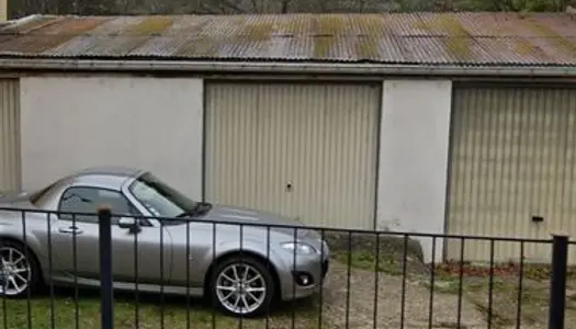 Garage à louer