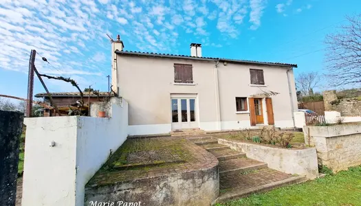 Dpt Deux Sèvres (79), à vendre MELLE maison P5