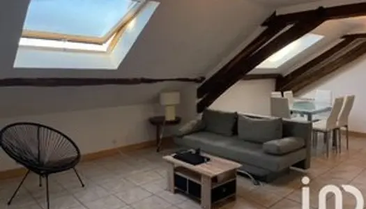 Bâtiment 3 pièces 186 m²