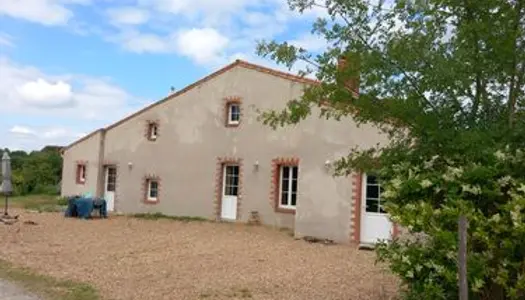 Location maison ancienne restaurée 4 chambres à Orée d'Anjou (49) 