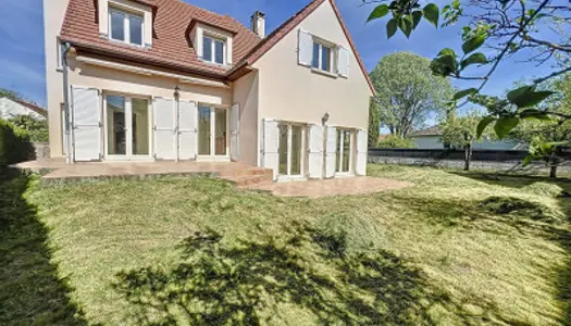 Maison 7 pièces 214 m² 