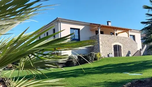 Maison 6 pièces 220 m² 