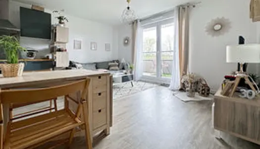 Appartement F2 récent coeur de ville de Jouy Le Moutier