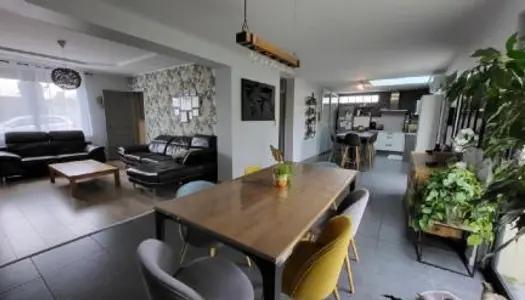 Maison 5 pièces 141 m²