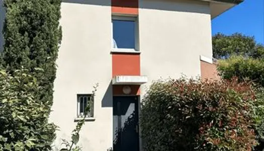 Maison - Villa Location Toulouse 3p 66m² 823€