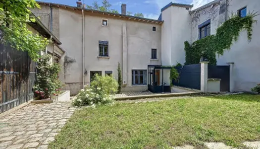 Maison au coeur de Sainte-Foy-Lès-Lyon 