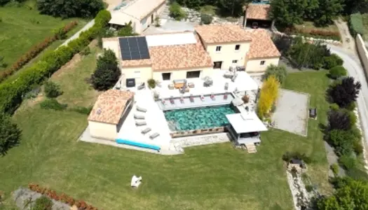 MAISON DE FAMILLE OU RESIDENCE DE TOURISME - SISTERON - ALPES DE HAUTE PROVENCE 