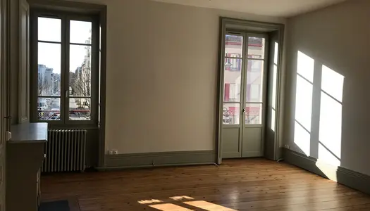 Location Appartement 77 m² à Tassin la Demi Lune 1 690 € CC /mois