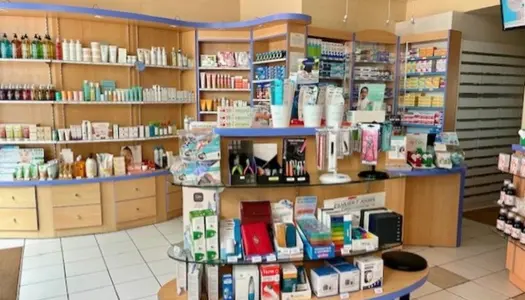 Dpt Ain (01), à vendre fonds de commerce - Pharmacie à env. 22 Km de BELLEY 