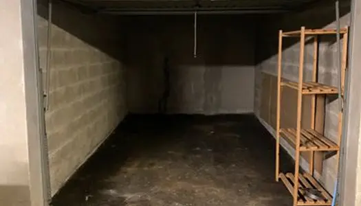 Garage/box fermé au Panoramique 