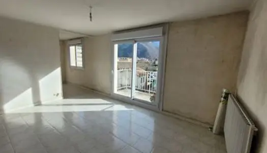 Vends appartement F4