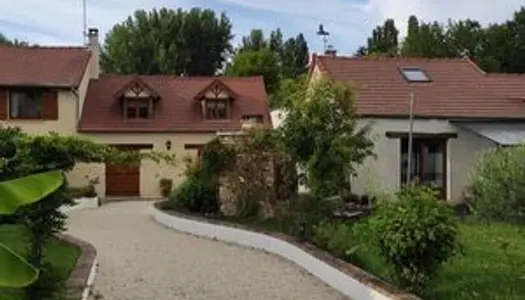 Magnifique maison de 246m² à Breuillet 